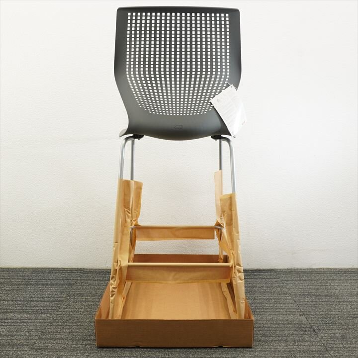 【B級／未使用品】イトーキ取扱 Knoll(ノル) マルチジェネレーション スツールタイプ バーハイト シルバー塗装脚 ダークグレー