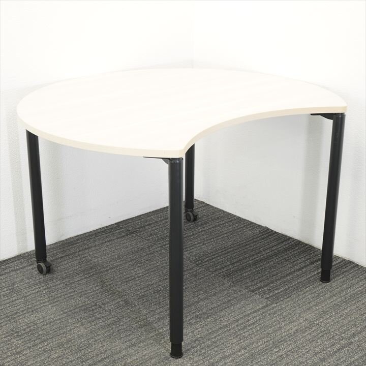 オカムラ アプションフリー フレキシブルテーブル ムーンタイプ プライズウッドライト Φ1200 H720