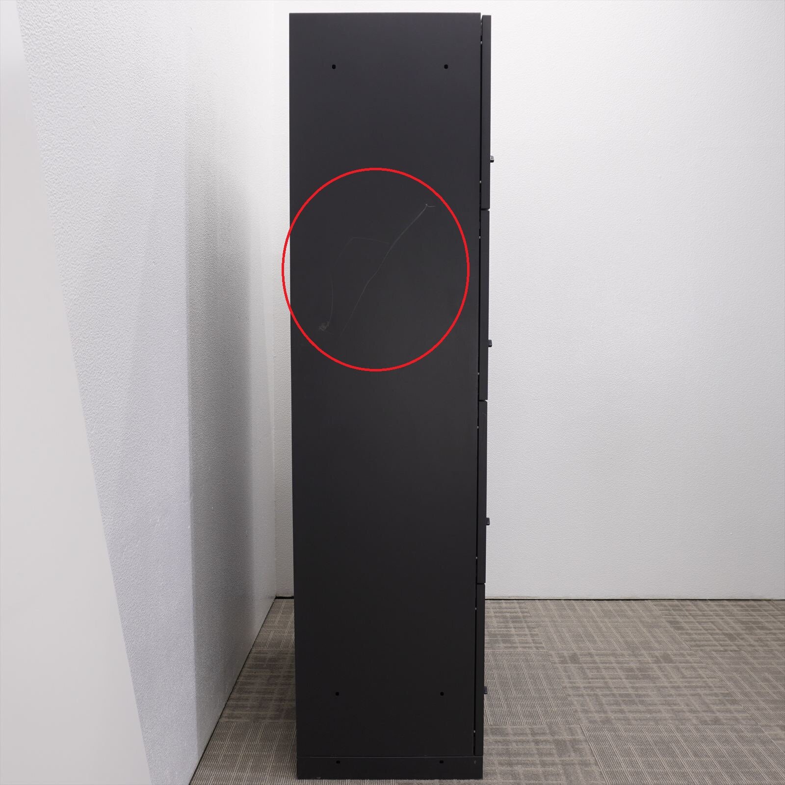 イトーキ エスキャビネット ダイヤル式8人用パーソナルロッカー H1790 ブラック 特価品