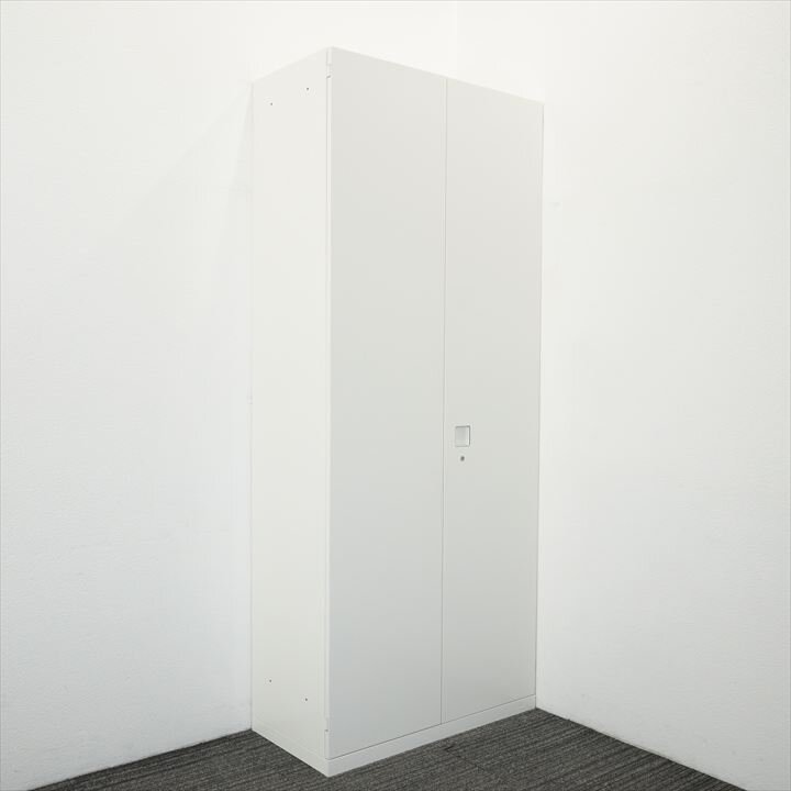 オカムラ レクトライン ワードローブ W900 D500 H2150 ZA75色