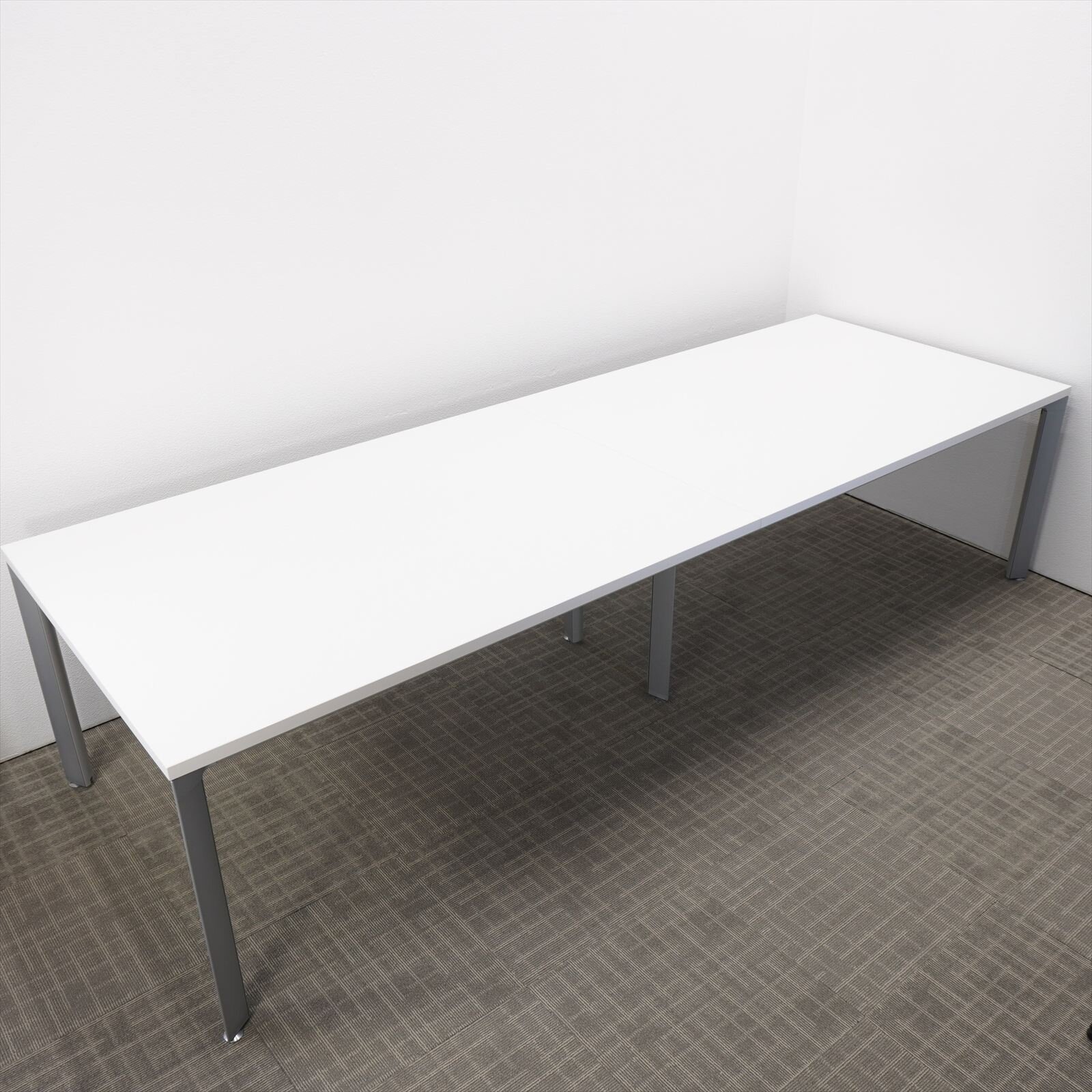 オカムラ　EX-F300　ミーティングテーブル　W3000D1050H720　ホワイト　特価品