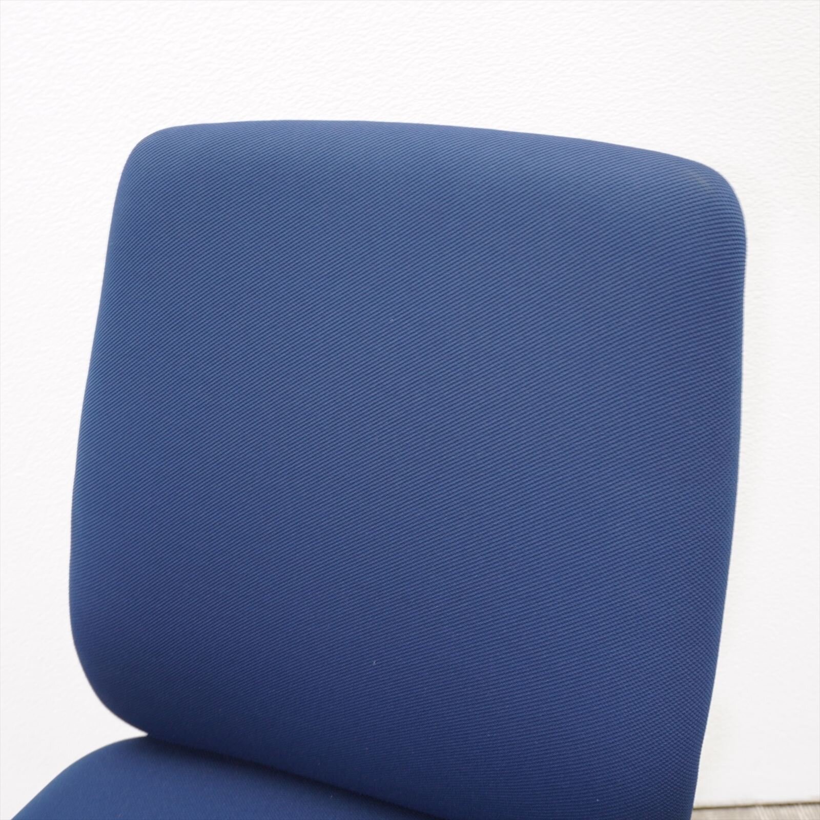 イトーキ トルテＲ ハイバック ネイビーブルー