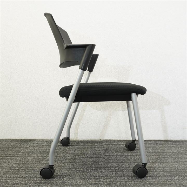 コクヨ プロッティ ミーティングチェアー ブラック