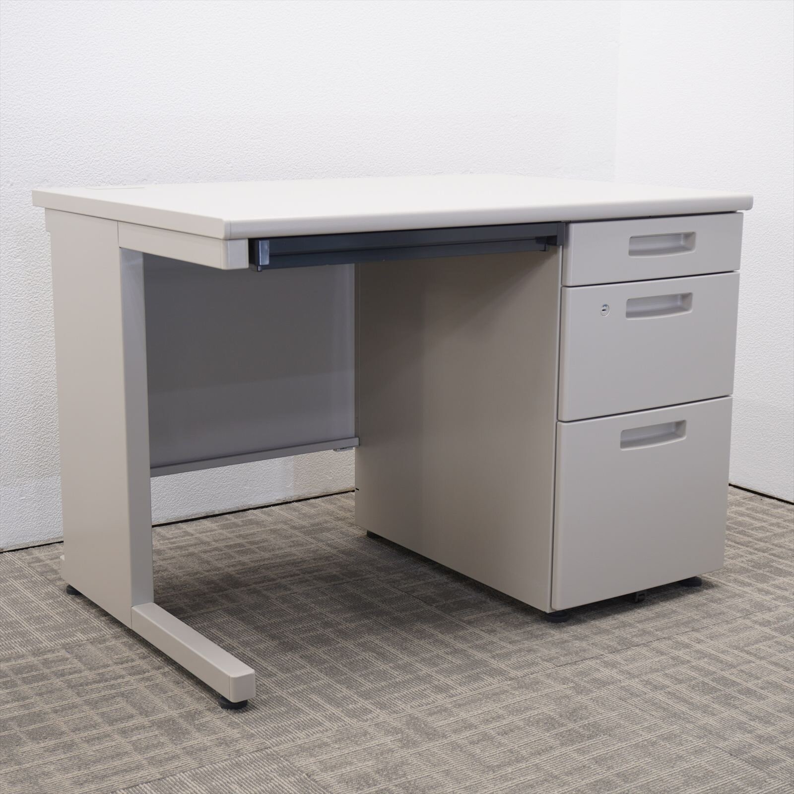 コクヨ ピクサ2 片袖机 107