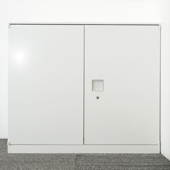 オカムラ レクトライン 両開き書庫 天板付 W900 D450 H775
