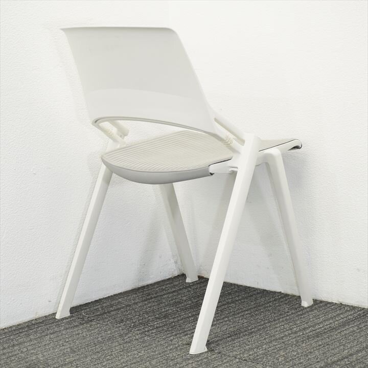 オカムラ アデッソ スタッキングチェア ホワイト×グレー 2脚セット