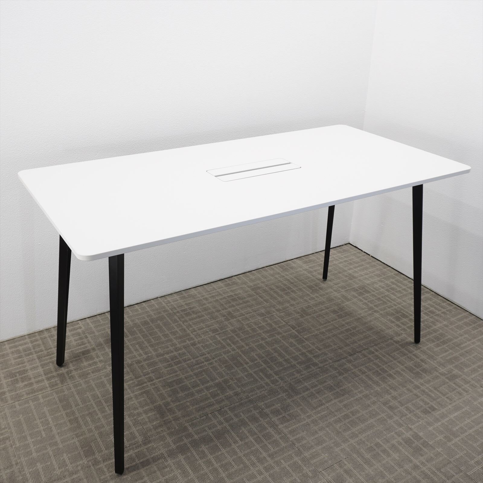 ウチダ レムナ ミーティングテーブル ハイタイプ 配線孔あり W1800 D900 H1000 ホワイト